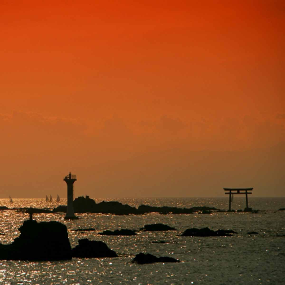 夕陽の森戸海岸アイキャッチ画像